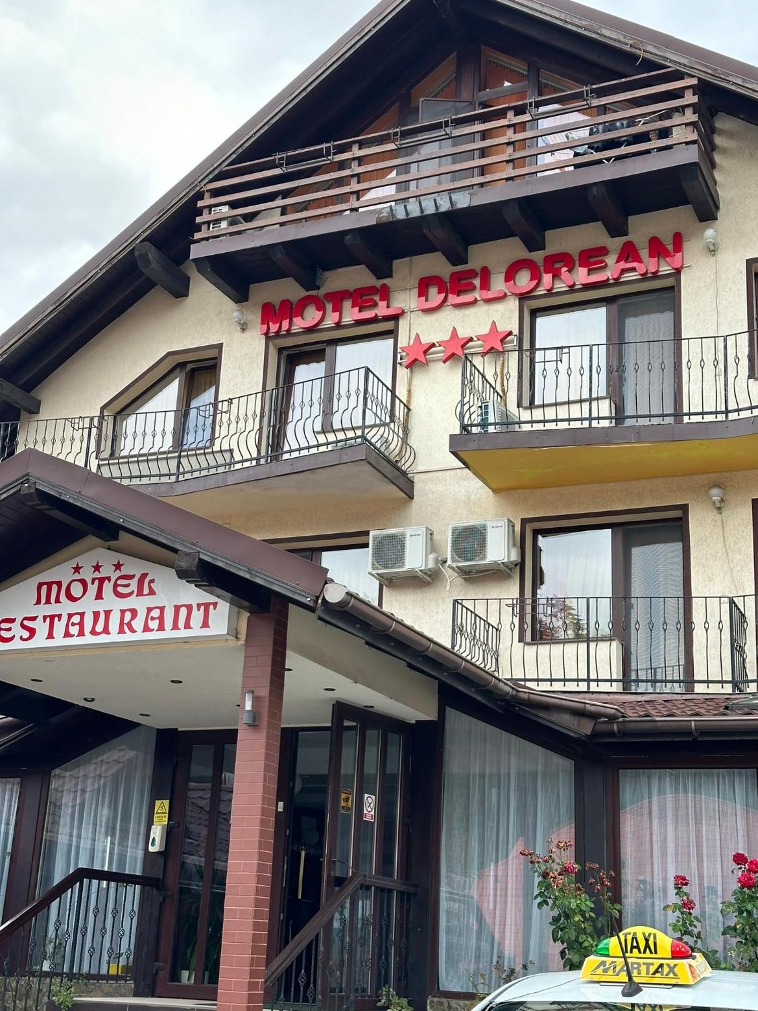 Restaurant Motel Dolorean 萨彻勒 外观 照片