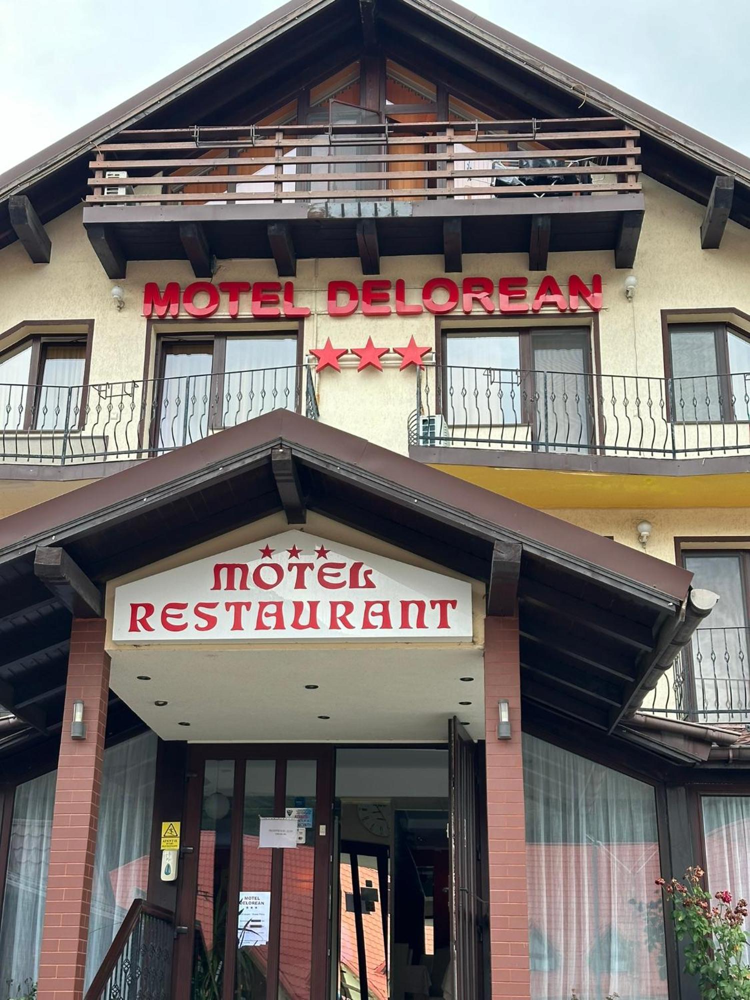 Restaurant Motel Dolorean 萨彻勒 外观 照片